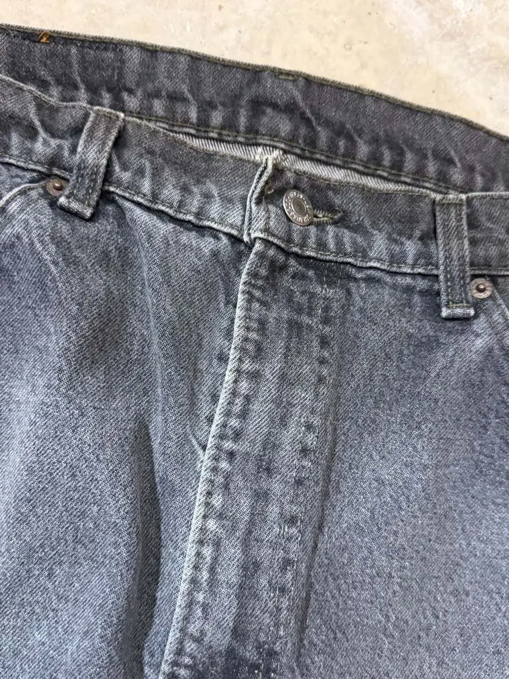 Levi's 505 Size 38x32 Black Denim Straight Leg Jeans